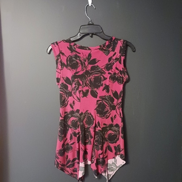 VOLUME ONE WOMENS FLORAL TOP - Picture 3 of 3